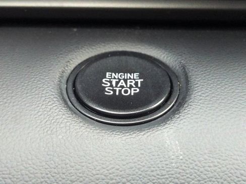 Certified 2025 Hyundai Elantra Sport FWD image 29
