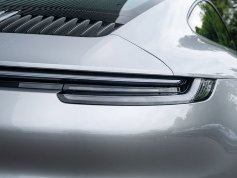 Certified 2023 Porsche 911 Carrera RWD image 20