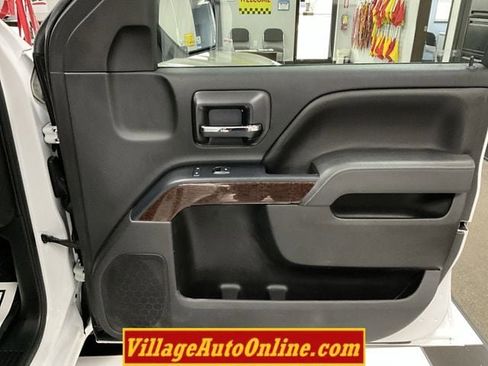 Used 2017 GMC Sierra 1500 SLE image 34