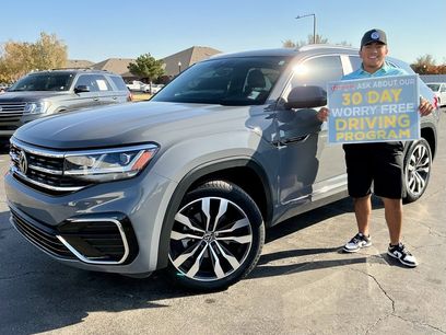 Used 2021 Volkswagen Atlas Cross Sport SEL R-Line w/ Cross Sport MDO Package