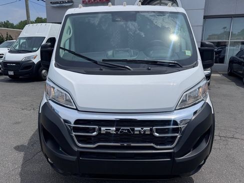 Used 2025 RAM ProMaster 2500 w/ U-Haul Equipment Group FWD image 2