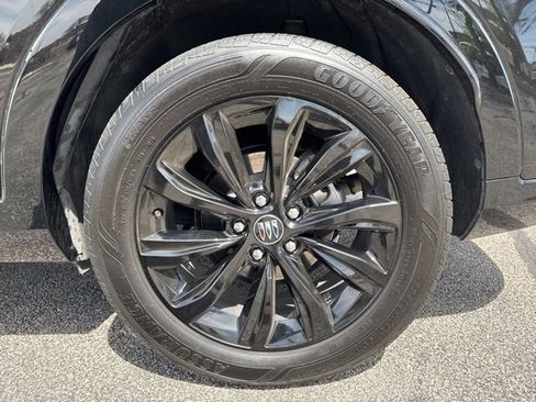 Used 2024 Buick Envista Sport Touring w/ Convenience I Package image 9