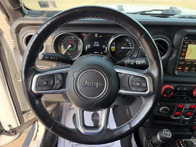 Used 2021 Jeep Wrangler Unlimited Sahara w/ Cold Weather Group AWD/4WD image 12
