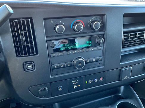 New 2024 Chevrolet Express 3500 w/ Power Convenience Package image 7