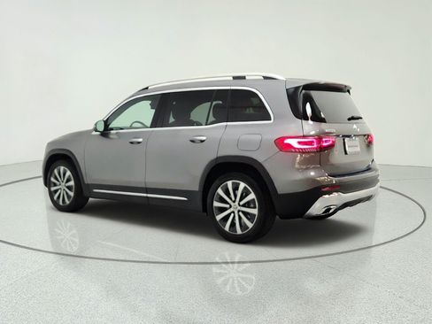 Used 2023 Mercedes-Benz GLB 250 image 7