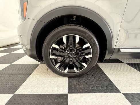 Used 2023 Kia Telluride SX AWD/4WD image 12