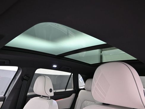 New 2025 Volkswagen Atlas Cross Sport SEL Premium R-Line image 11