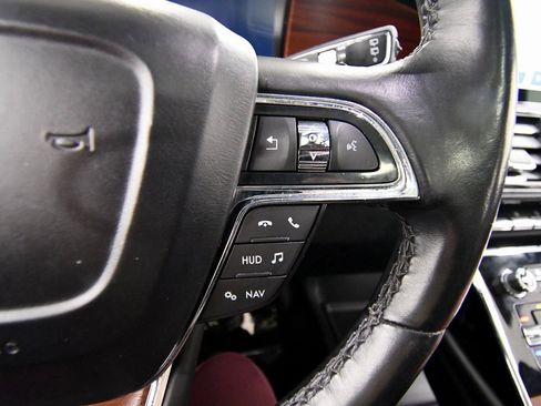 Used 2020 Lincoln Navigator Reserve w/ Equipment Group 208A image 25