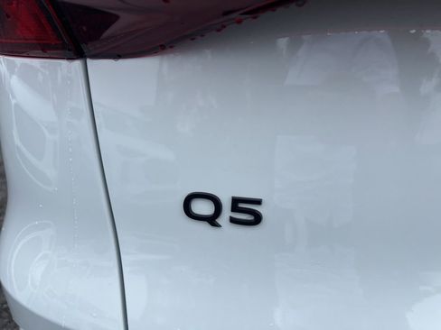 New 2025 Audi Q5 Premium image 19