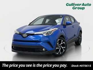 Used 2019 Toyota C-HR XLE FWD video 1