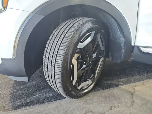 Certified 2023 Kia Telluride EX FWD image 35