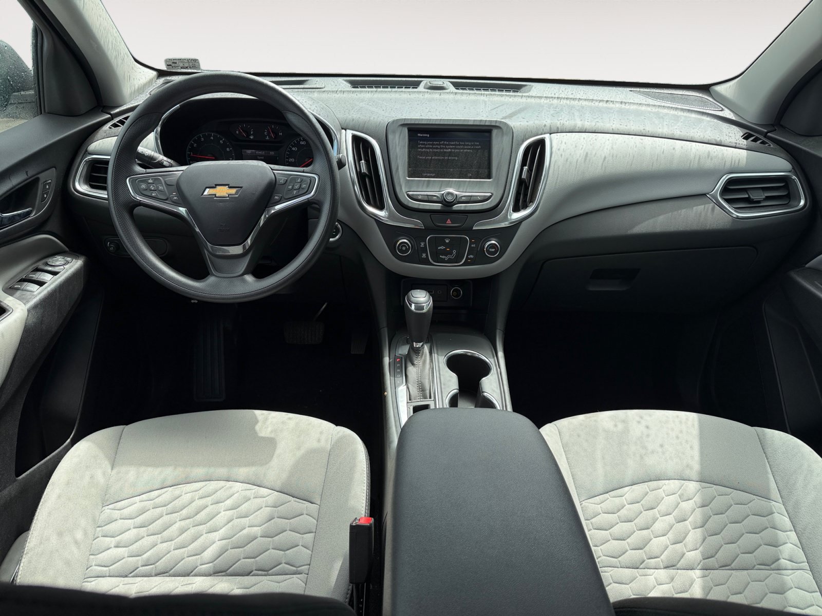 Used 2020 Chevrolet Equinox LS w/ LPO, Floor Liner Package AWD/4WD image 10