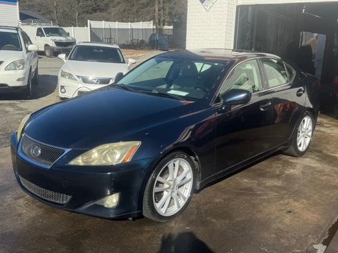 Used 2006 Lexus IS 250 image 3