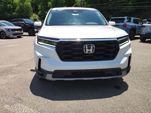 Used 2025 Honda Pilot EX-L image 7
