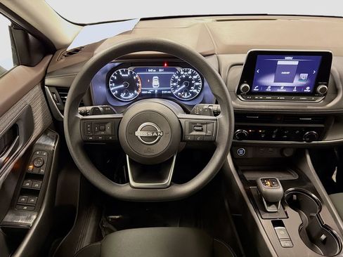Used 2023 Nissan Rogue S AWD/4WD image 23