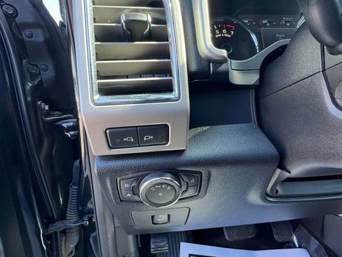 Used 2015 Ford F150 Lariat w/ Equipment Group 502A Luxury image 14