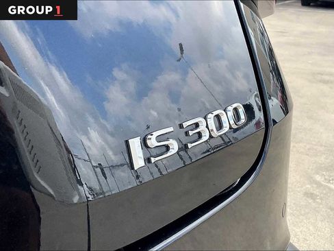 Used 2025 Lexus IS 300 w/ Comfort Package image 27
