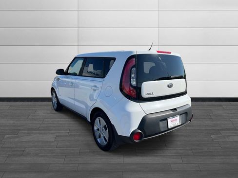 Used 2016 Kia Soul FWD image 4