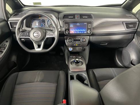Used 2023 Nissan Leaf S image 13