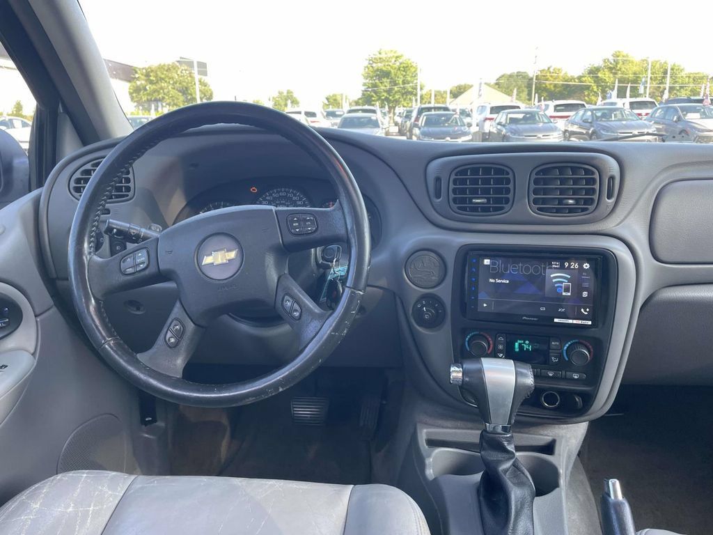 Used 2007 Chevrolet TrailBlazer LT RWD image 16