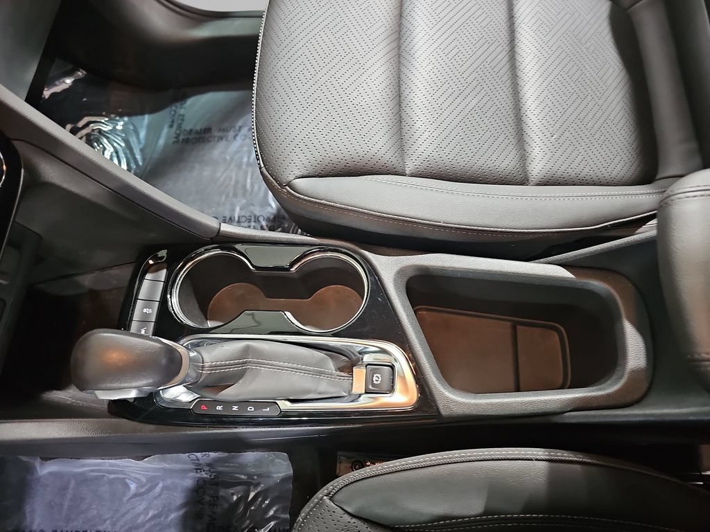 Certified 2023 Buick Encore GX Essence w/ Experience Buick Package FWD image 30