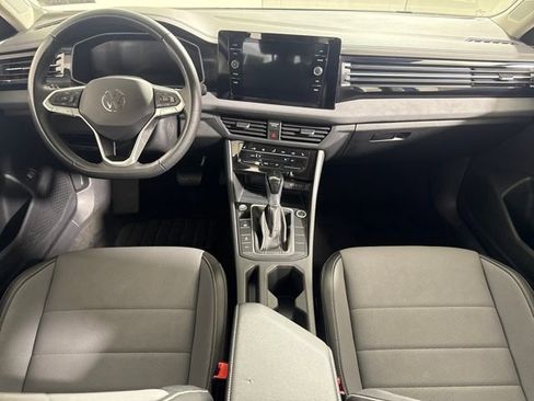 Used 2025 Volkswagen Jetta SE image 15