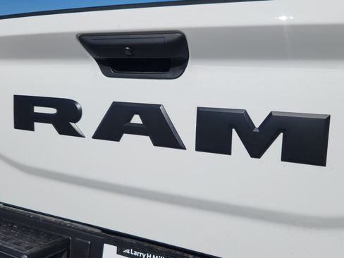 New 2026 RAM 2500 Tradesman AWD/4WD image 12