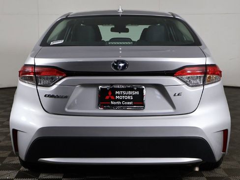 Used 2022 Toyota Corolla LE FWD image 9