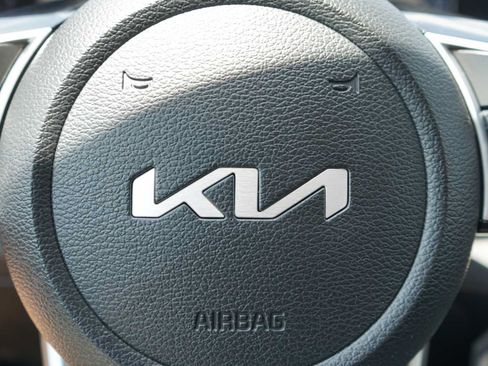 Certified 2024 Kia Forte LXS FWD image 14