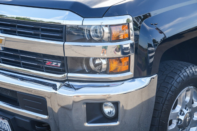 Used 2015 Chevrolet Silverado 2500 LT AWD/4WD image 10
