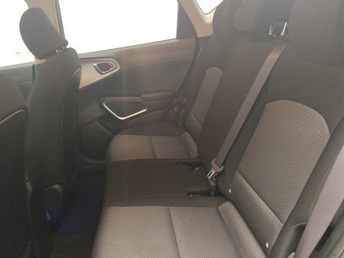 Used 2020 Kia Soul LX image 18