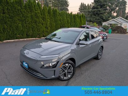 Used 2022 Hyundai Kona SEL w/ Convenience Package