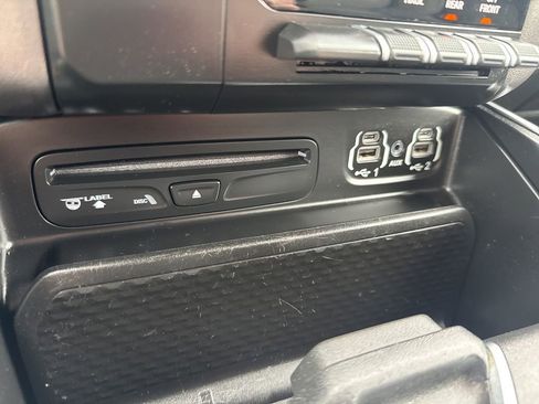 Used 2019 RAM 1500 Big Horn image 32