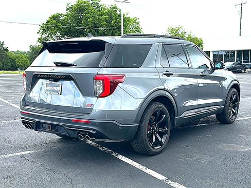 Used 2022 Ford Explorer ST w/ Equipment Group 401A RWD image 8
