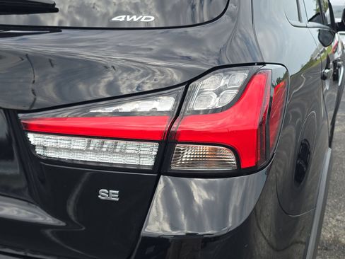 Used 2023 Mitsubishi Outlander Sport SE AWD/4WD image 7