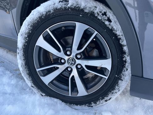 Used 2017 Toyota RAV4 XLE image 38