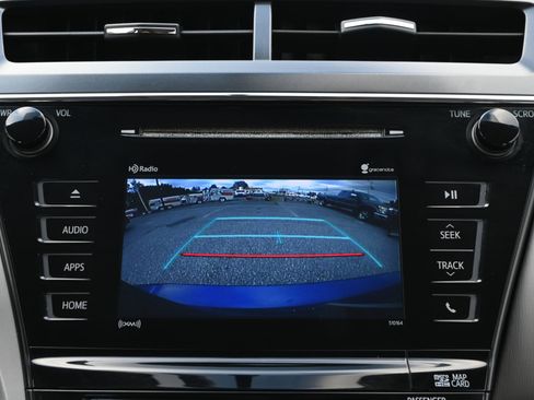 Used 2017 Toyota Prius V Three image 3