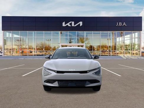 New 2026 Kia EV6 Light RWD image 2