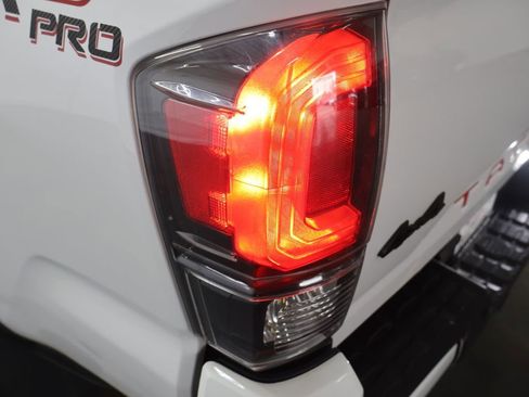 Used 2017 Toyota Tacoma TRD Pro image 28