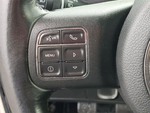 Used 2017 Jeep Wrangler Unlimited Sahara w/ Connectivity Group image 23