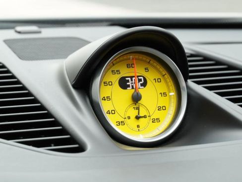 Used 2018 Porsche 911 Turbo S image 67