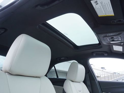 Certified 2023 Cadillac CT4 Premium Luxury image 13