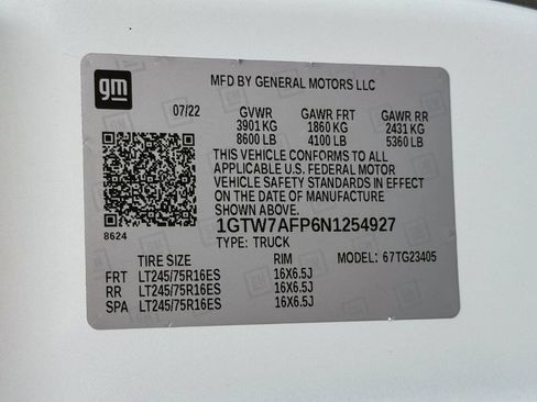 Used 2022 GMC Savana 2500 w/ Driver Convenience Package image 15