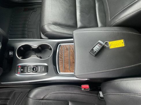 Used 2019 Acura MDX SH-AWD w/ Technology Package image 25