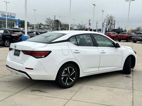 Used 2025 Nissan Sentra SV image 23