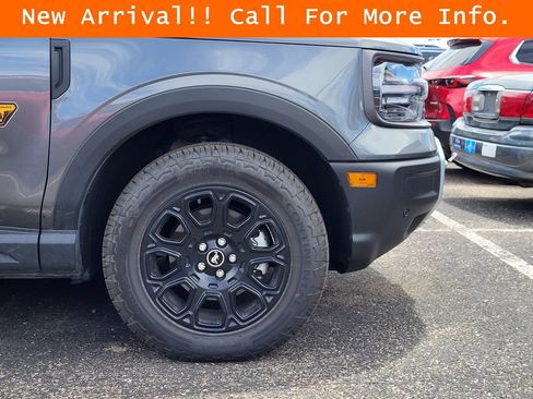 Used 2025 Ford Bronco Sport Badlands w/ Badlands Tech Package AWD/4WD image 9
