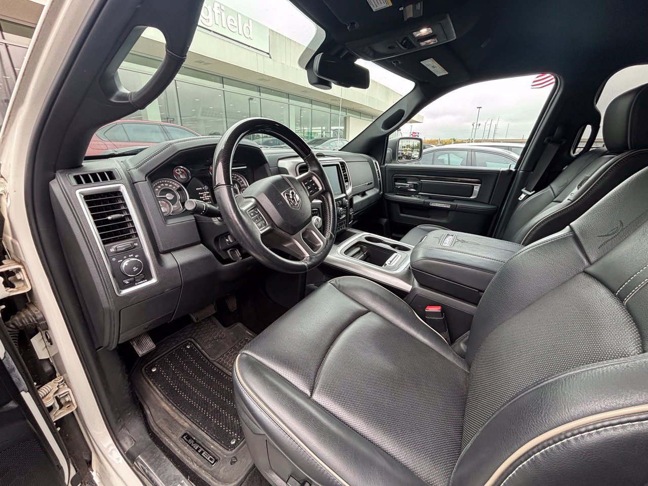 Used 2018 RAM 1500 Limited AWD/4WD image 10