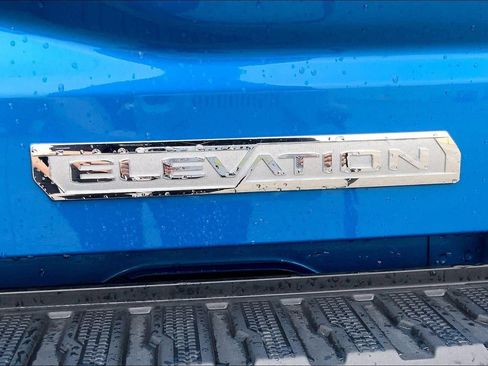 Used 2023 GMC Sierra 1500 Elevation AWD/4WD image 8