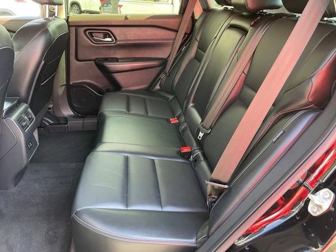 Certified 2023 Nissan Rogue SV w/ SV Premium B Package AWD/4WD image 9