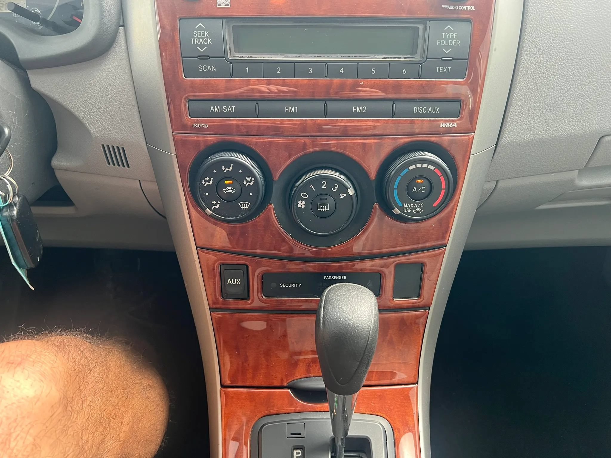 Used 2009 Toyota Corolla FWD image 10